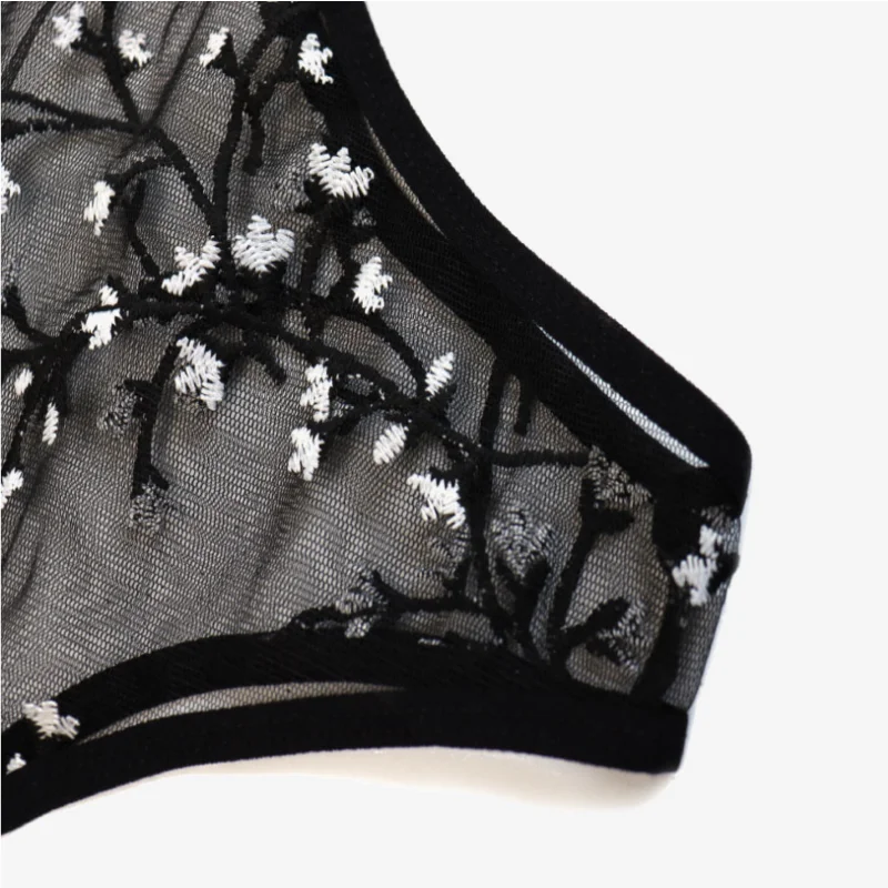 

Leechee New Lingerie Set Sexy Black Gauze Embroidery Suit Perspective A Half Cup Fission Appeal Underwear