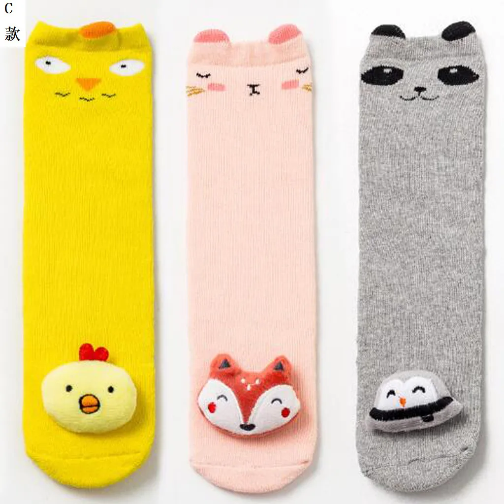 Для детей от 0 до 18 месяцев хлопковые носки средней длины с героями мультфильмов
