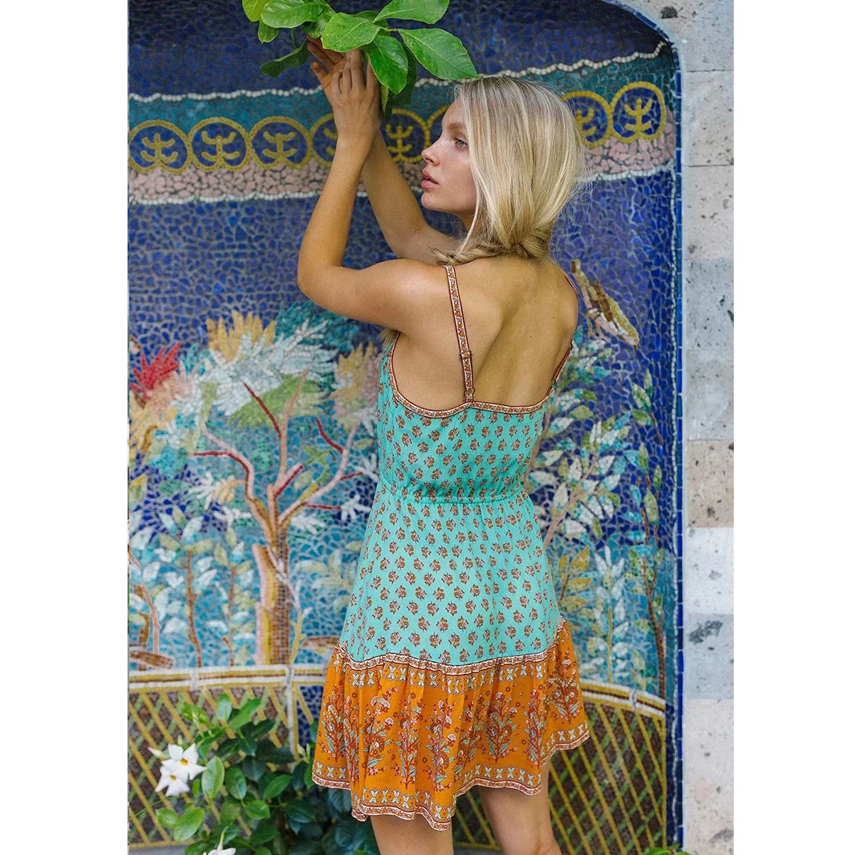 

Floral Printed Backless Strap Sexy Dress Sleeveless Tassel Vintage Vestido Summer 2019 Boho Beach Casual Women Mini Cami Dresses