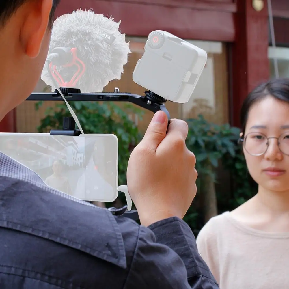 

Handheld Metal Camera Shooting Video Vlog Holder Stabilizer Mobile Phone Cage Handheld Camera Bracket Aluminum Alloy Metal