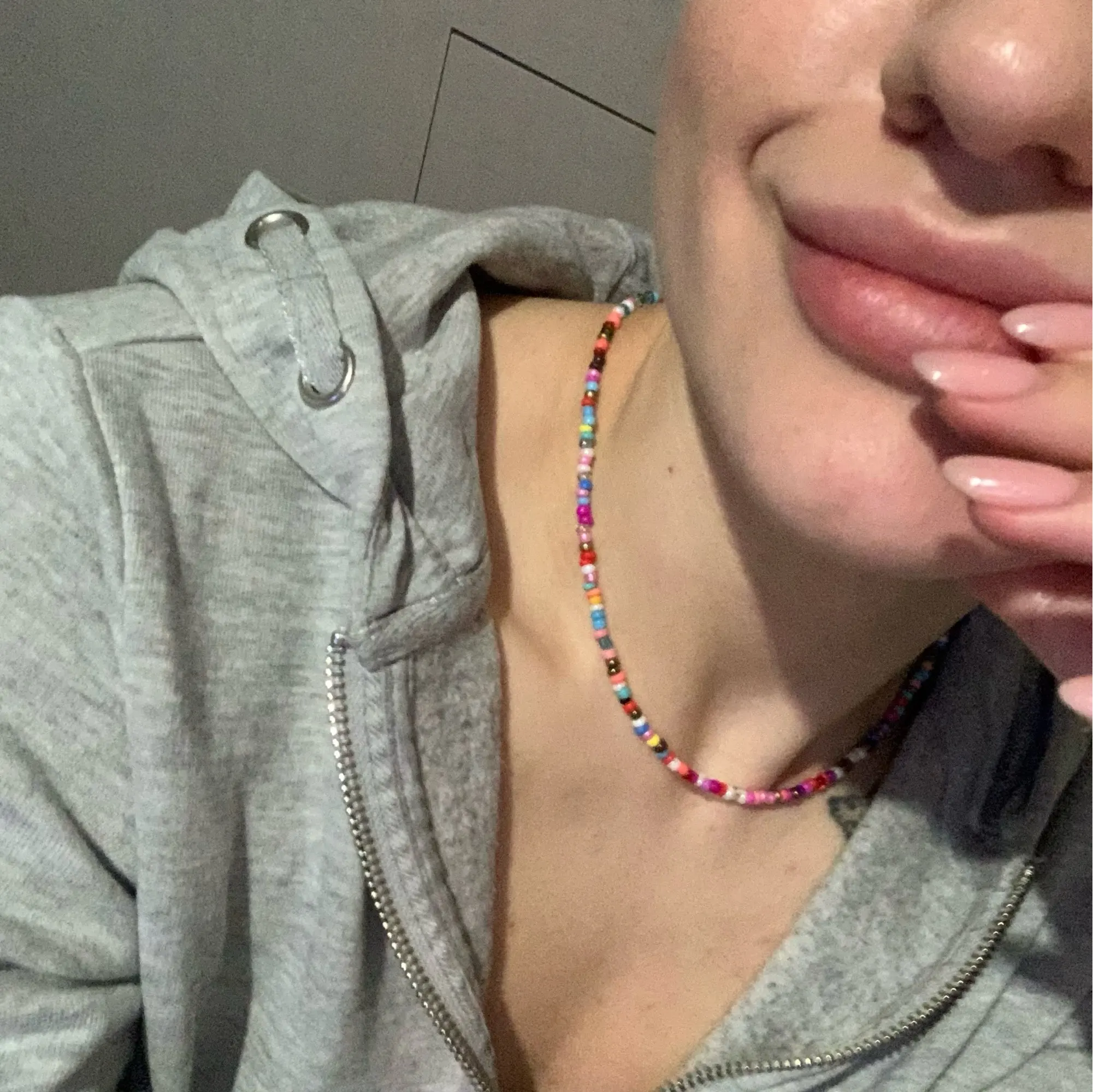 Модное Радужное ожерелье OMY для женщин модный элегантный женский чокер короткое