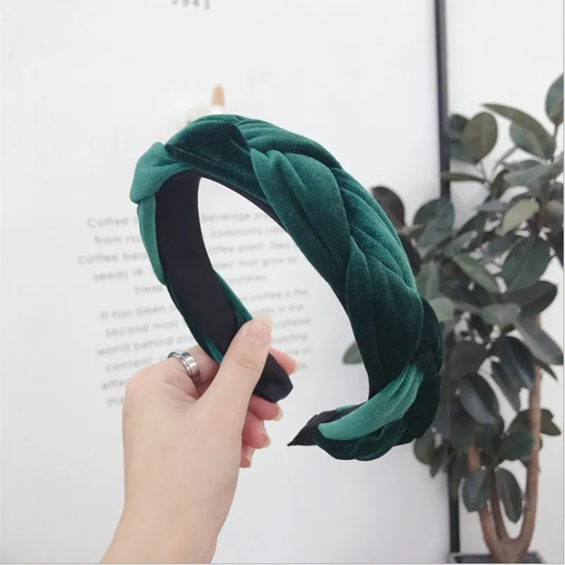 Fashion hair accessories women's gold velvet fabric twist braid wide-angle light headband headband wild girl hair band Headwear - Цвет: Черный зеленый