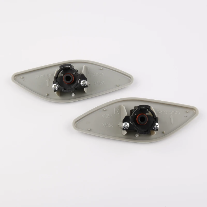 Налобный фонарь Benekar для Mazda 3 2009-2011 насадка мойки фар крышка BBP3-518G1 BBP3-518H1 |