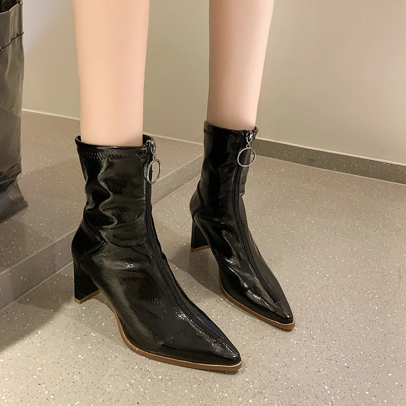 

Новинка 2021, модные зимние теплые короткие плюшевые женские ботильоны с острым носком, модные ботинки на высоком каблуке-шпильке с молнией, в...