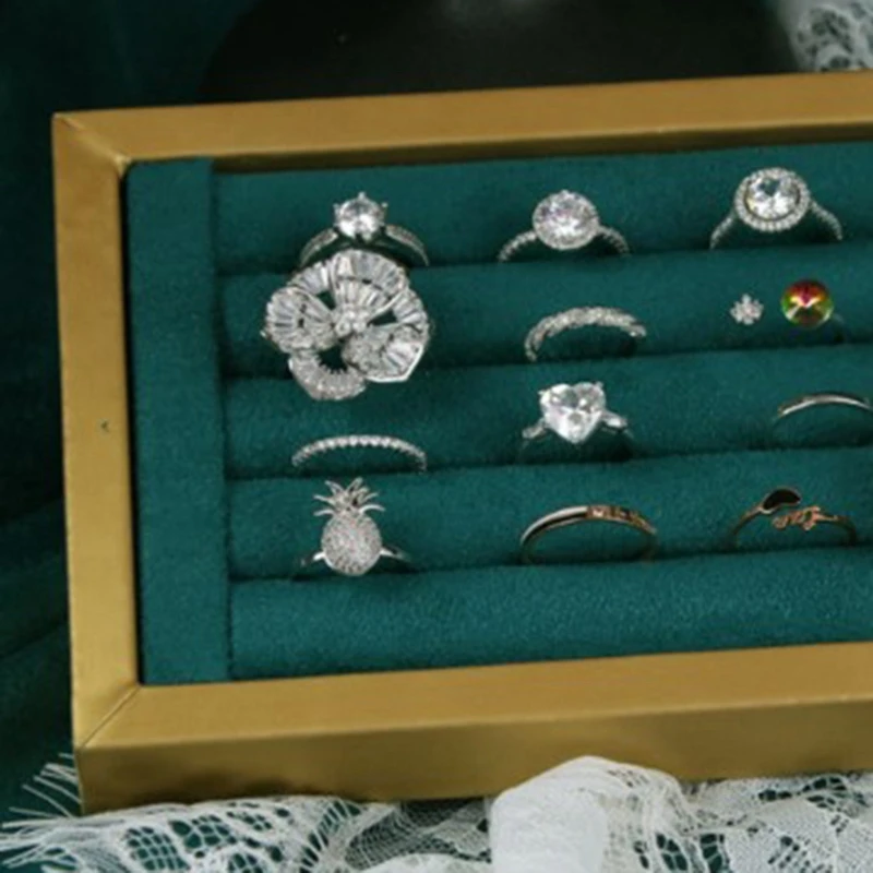 

Leather Rings Display Mini Jewelry Display Stand Bamboo Jewelry Rings Holder Display Organizer