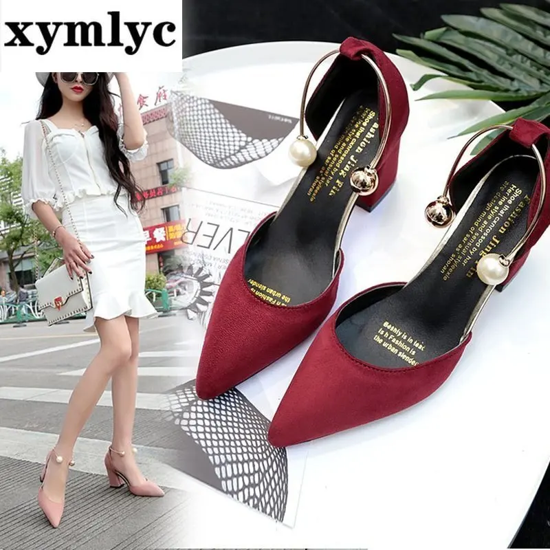 Женские туфли с перламутровыми вставками элегантные белые на толстом каблуке