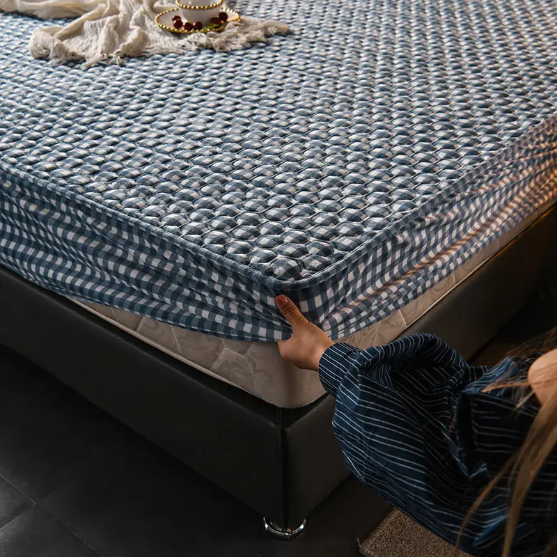 

Thicken Quilted Mattress Cover King Queen Bed Sheet Anti-Bacteria Mattress Topper Air-Permeable Bed Pad Not Including Pillowcase