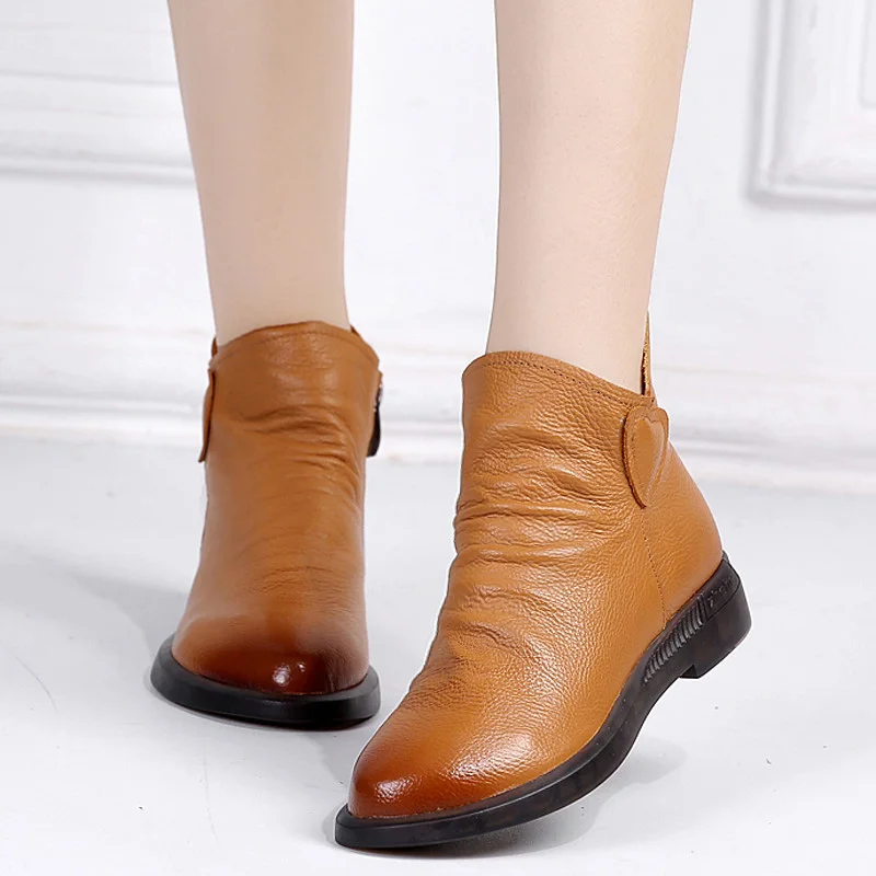 

British Style Genuine Cow Leather Women Ankle Boots Autumn Fashion Pleated Zipper Short Boots Women Flats Martin Shoes