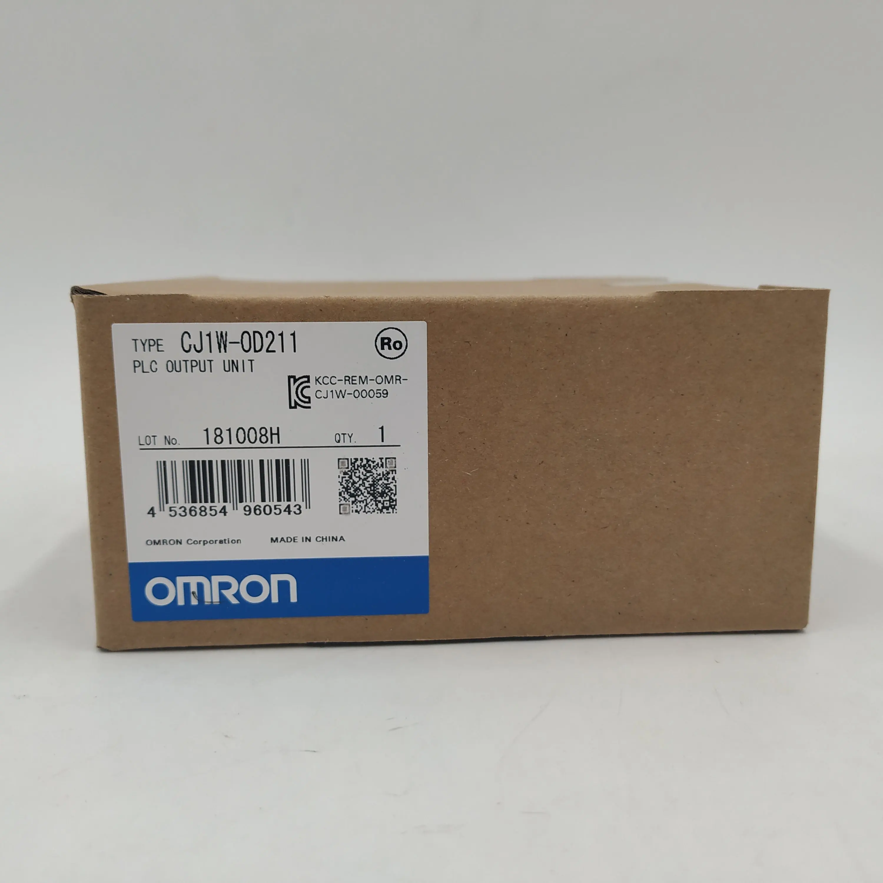 

Original New Omron FA Automation Equipment Programmable Controller Removable terminal block CJ1W-OD211 12 to 24 VDC 0.5 A