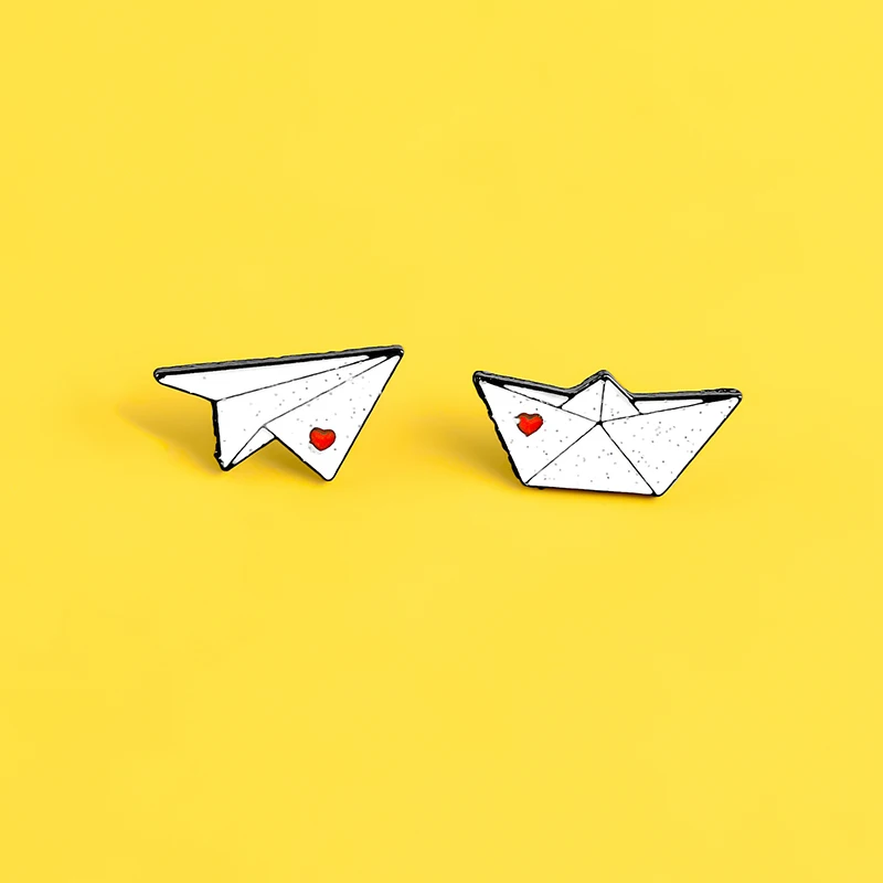 Эмалированная булавка Love heart paper plane ship для ношения одежды курток сумок