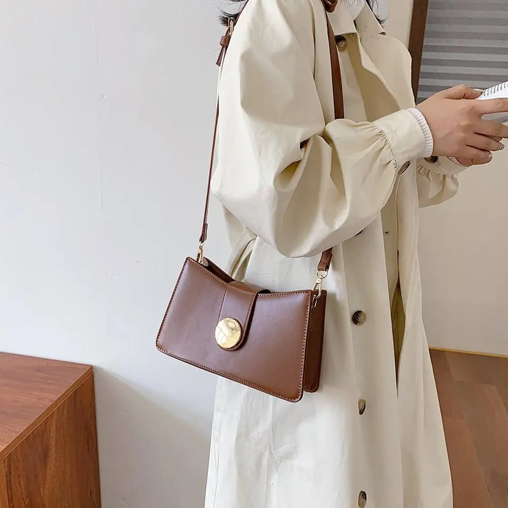 

Women Bag Shoulder Messenger Leather Bag 2020 New Fashion Casual Wild Simple Wild Buckle Pop Leather Solid color H1