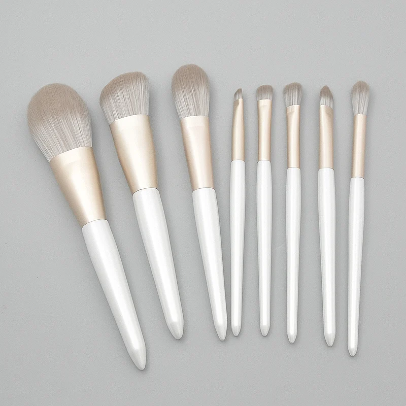 

Customized Wholesale 8 High-end Pearl White Handle Foundation Makeup Brush Set