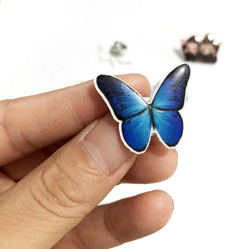 Милые акриловые заколки для лацканов с мультяшным рисунком Микки Мауса Disney