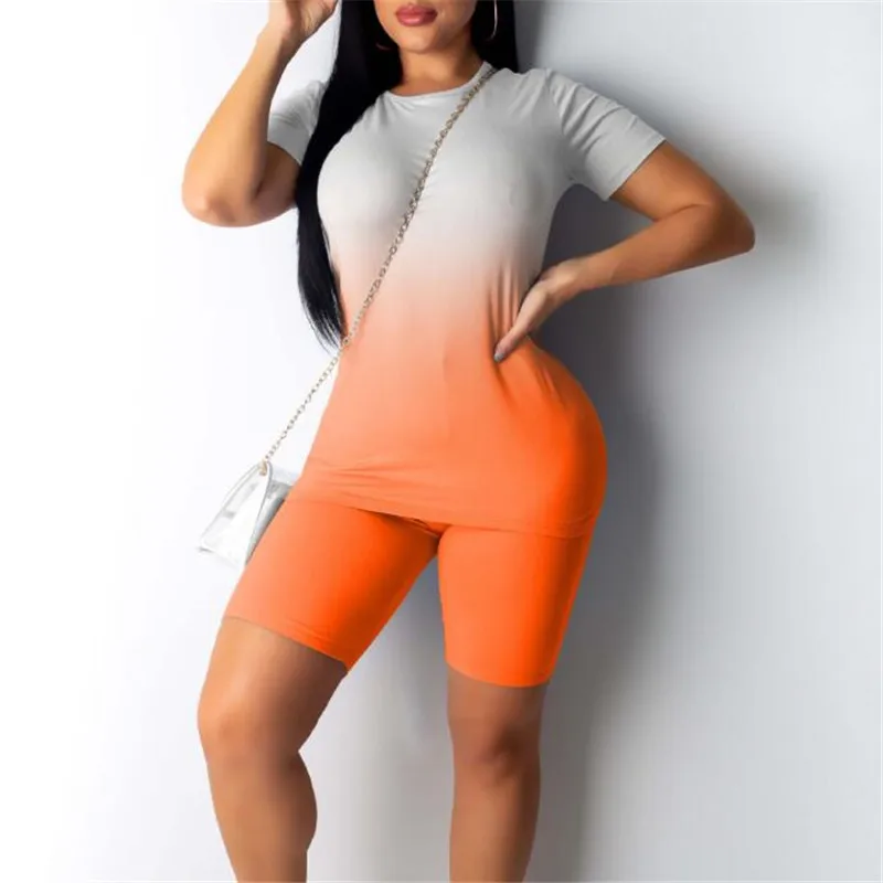

2020 New Sexy Short Two Piece Set Crop Tops and Biker Shorts Gradient Bodycon Matching Sets Summer Sportwear Clothes For Women