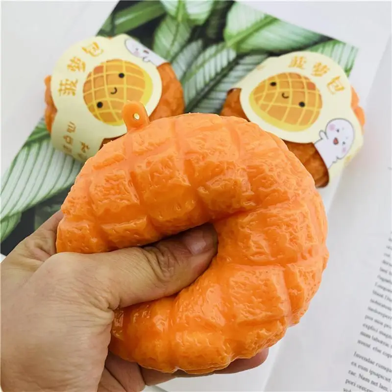 

1pc Creative Soft Slow Recovery Toy Pineapple Bread Shape Toy Relax Pressure Toy Party Decor