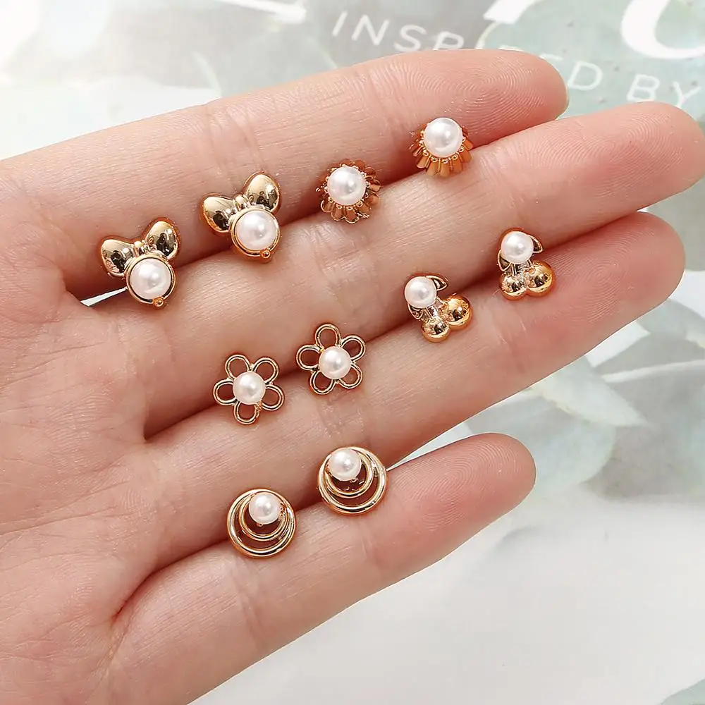 

18/36/100pairs Mixed Styles Rhinestone Flower Geometric Animal Crystal Plastic Small Stud Earrings Set For Women Girls Jewelry