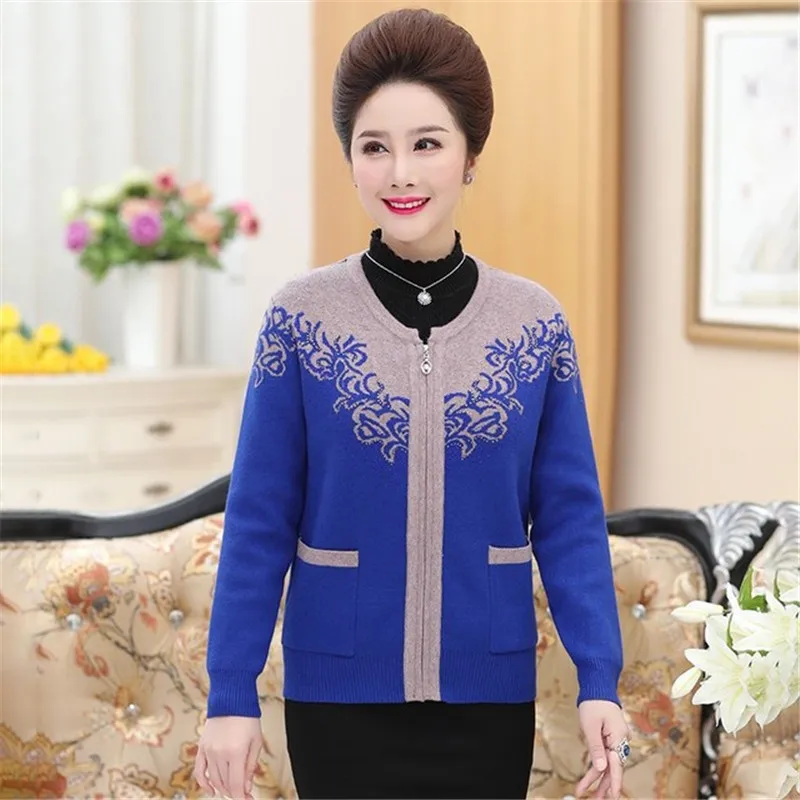 Кардиган женский вязаный с длинным рукавом и цветами весна-осень 903