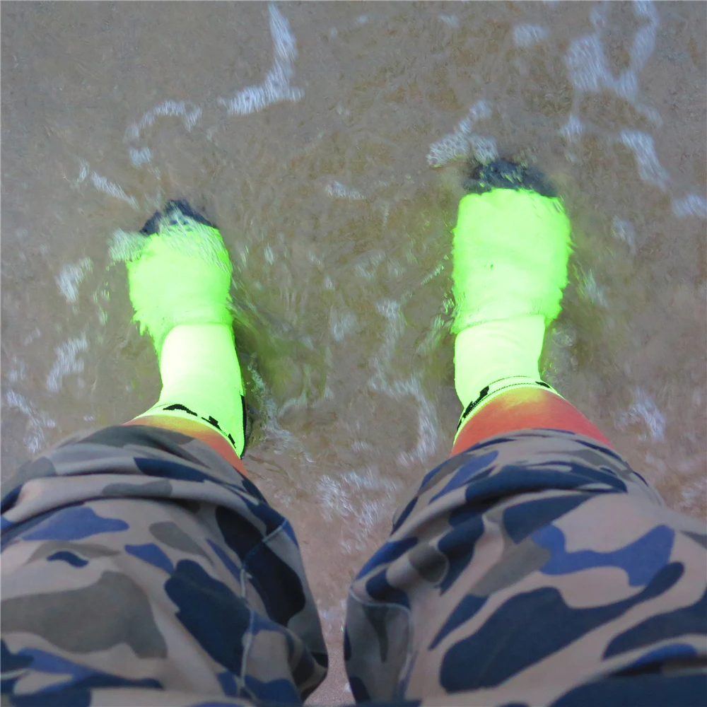 

ANTU Waterproof Socks Breathable Bamboo Rayon Socks TRAIL-DRY For Hiking Hunting Skiing Fishing Seamless Outdoor Sports Sock