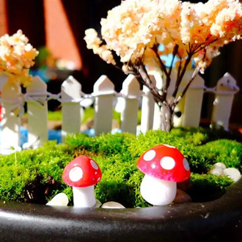 

NEW Hot Sale 10Pcs 2cm Artificial Mini Mushroom Miniatures Fairy Garden Moss Terrarium Resin Crafts Decorations Stakes Craft
