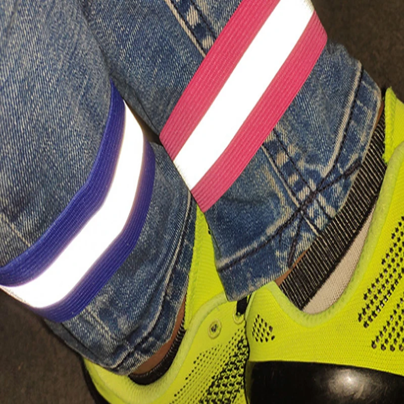 Светоотражающий эластичный ремешок на запястье для ночного