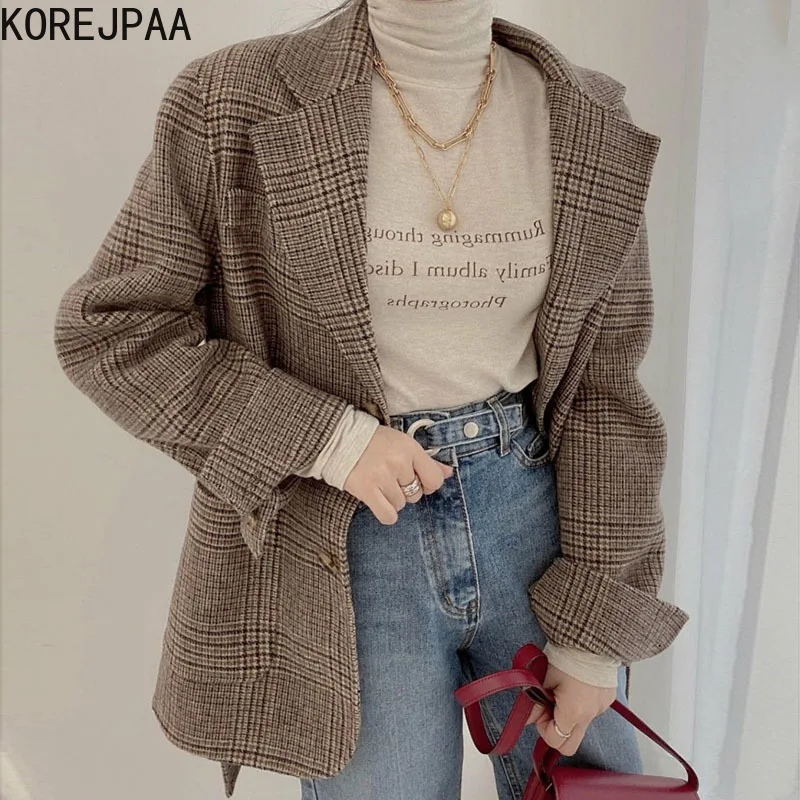 

Куртка женская осенняя в Корейском стиле, с отложным воротником и двумя пуговицами