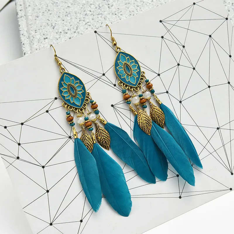 

Exaggerated Earrings Retro Palace Style Feather Earrings Bohemian Women Wedding Drop Long Earrings Jewelry Accessories