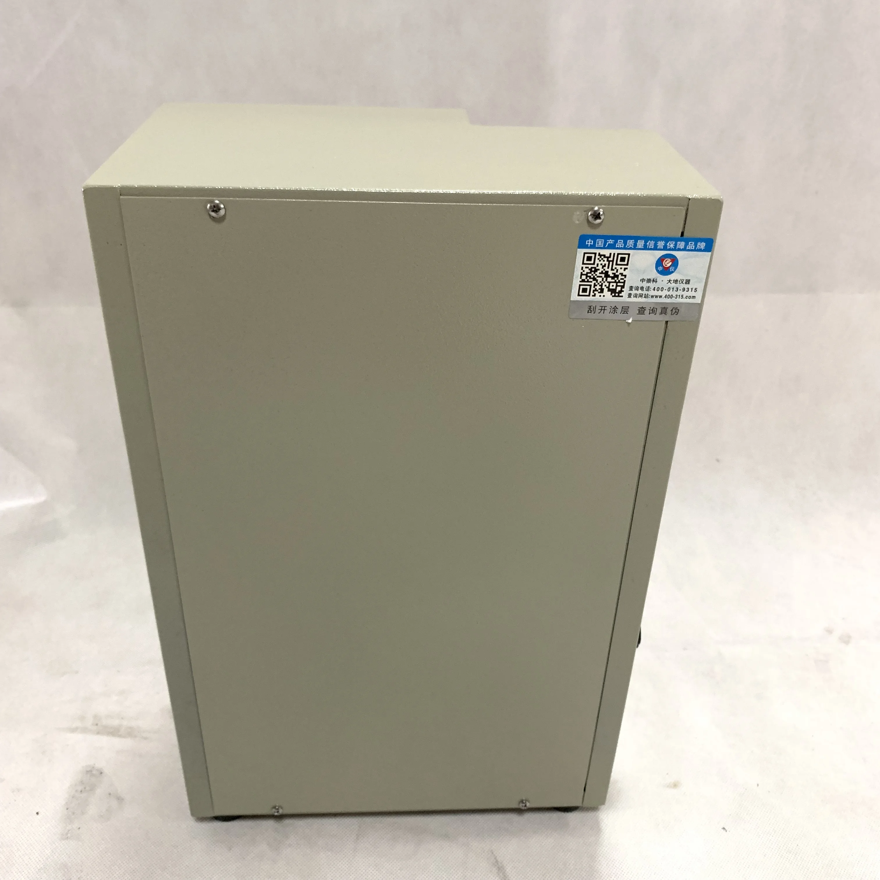 Полностью автоматический прибор для проверки поверхности определенной |