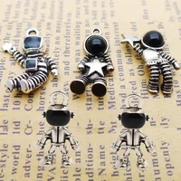 10pcs spaceman astronaut charms antique silver metal alloy pendant charms for diy bracelet necklace jewelry making accessories