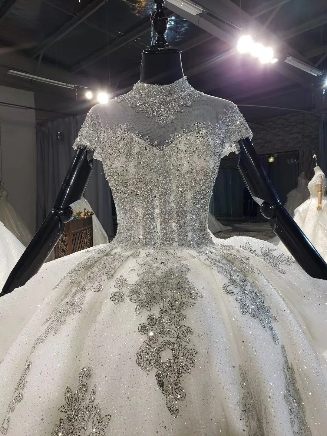 Arabic Silver Grey High Neck Ball Gown Evening Prom Dresse With Long Veils Dubai Formal Prom Dresses Ball Gown Long Party Gowns