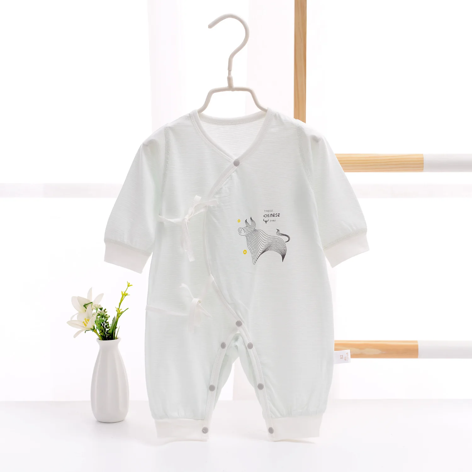

New Born Baby Clothes Long Sleeve Cute Graphics Thin Section Pure Cotton Bodysuit Jumpsuit Boy And Girl Set