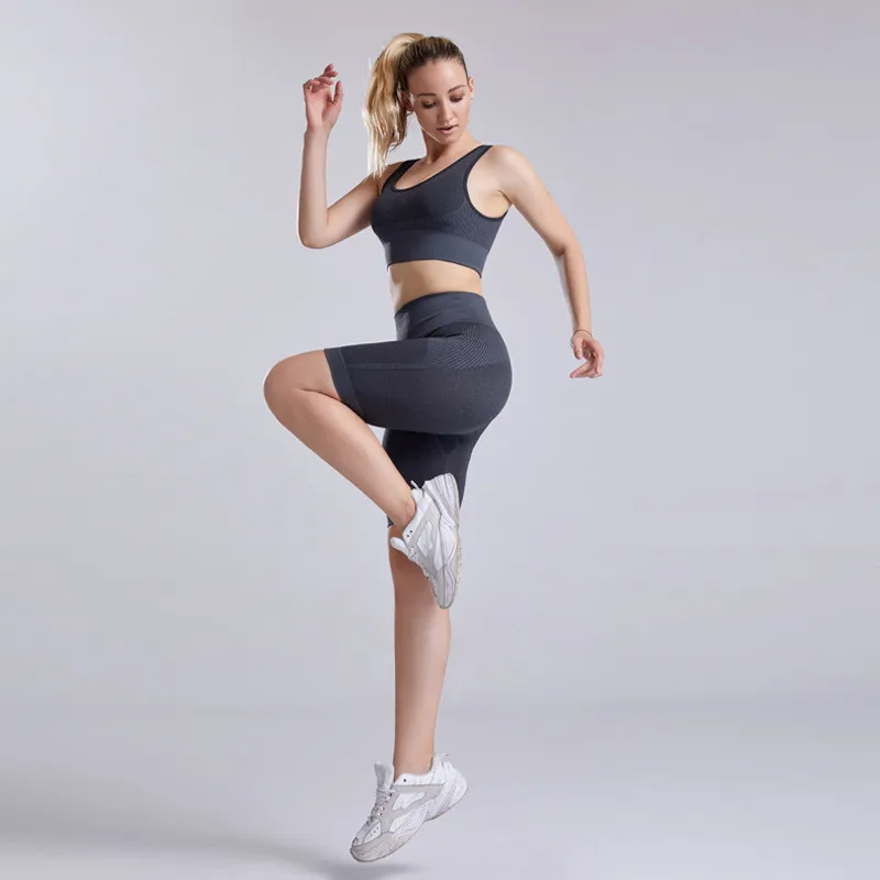 Бесшовный спортивный костюм в полоску женский бюстгальтер шорты для йоги фитнес