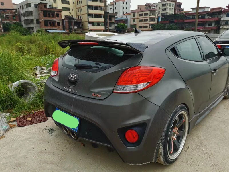 Использовать для Hyundai Veloster спойлер 2012 13 14 15 года глянцевое углеродное волокно/frp зад крыла крыши спортивные аксессуары