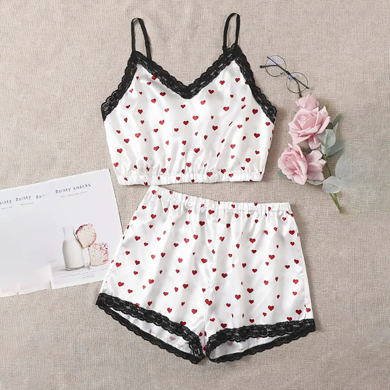 

Сексуальное женское белье, пижама, комплект Черное Кружевное Платье на бретельках с принтом в виде сердечек, треугольный вырез, летние шорт...