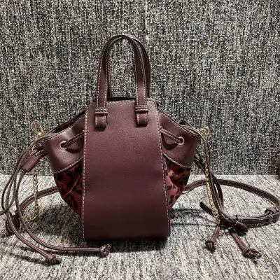 

Canvas Tote Bag Women Handbags Female Designer Large Capacity Leisure Shoulder Bags Big Travel Bags Net Celebrity Shoulder Bag