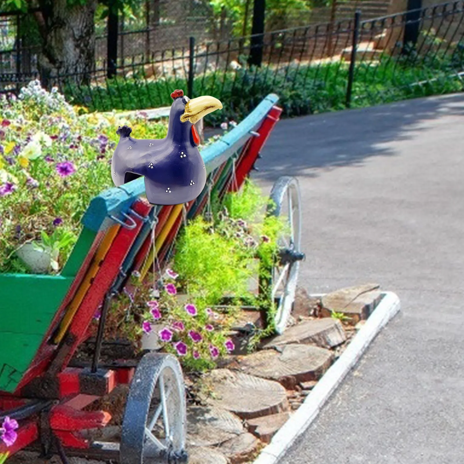Садовые украшения для куриных лестниц с большими глазами используется цветочных