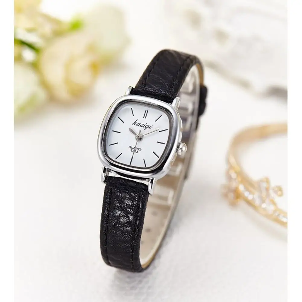Женская мода маленький циферблат кварцевые часы кожаный ремешок наручные