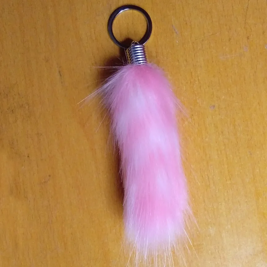 Брелок для ключей с искусственным мехом хвоста разноцветный пушистый