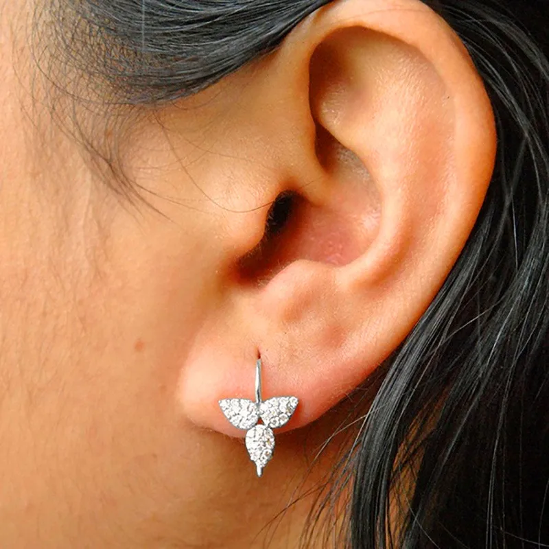 

Cute Female White Crystal Drop Earrings Charm Silver Color Dangle Earrings For Women Vintage Bridal Geometric Wedding Earring