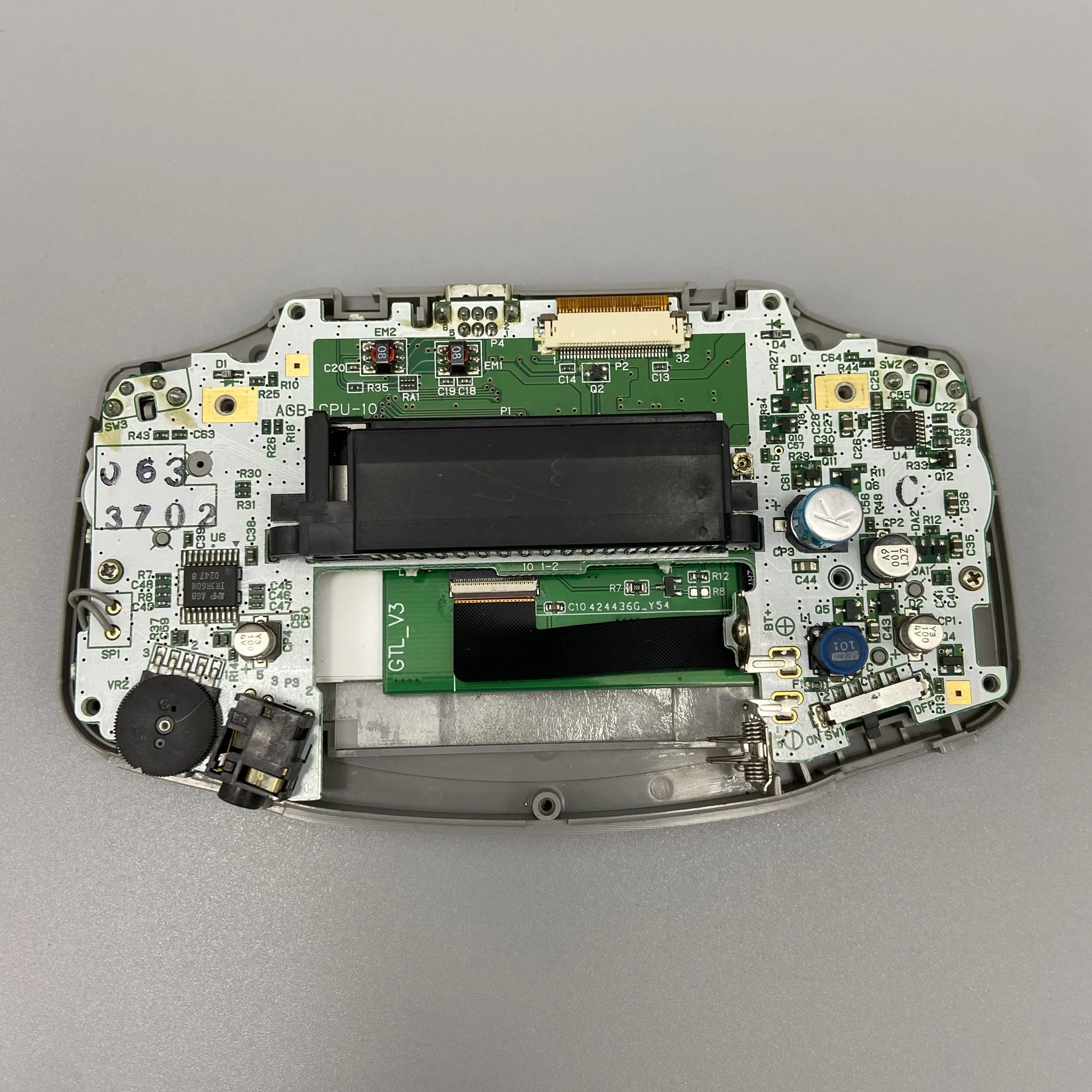 

Easy to install 3.0 "original size IPS high brightness LCD screen is suitable for Nintendo Gameboy ADVANCE GBA