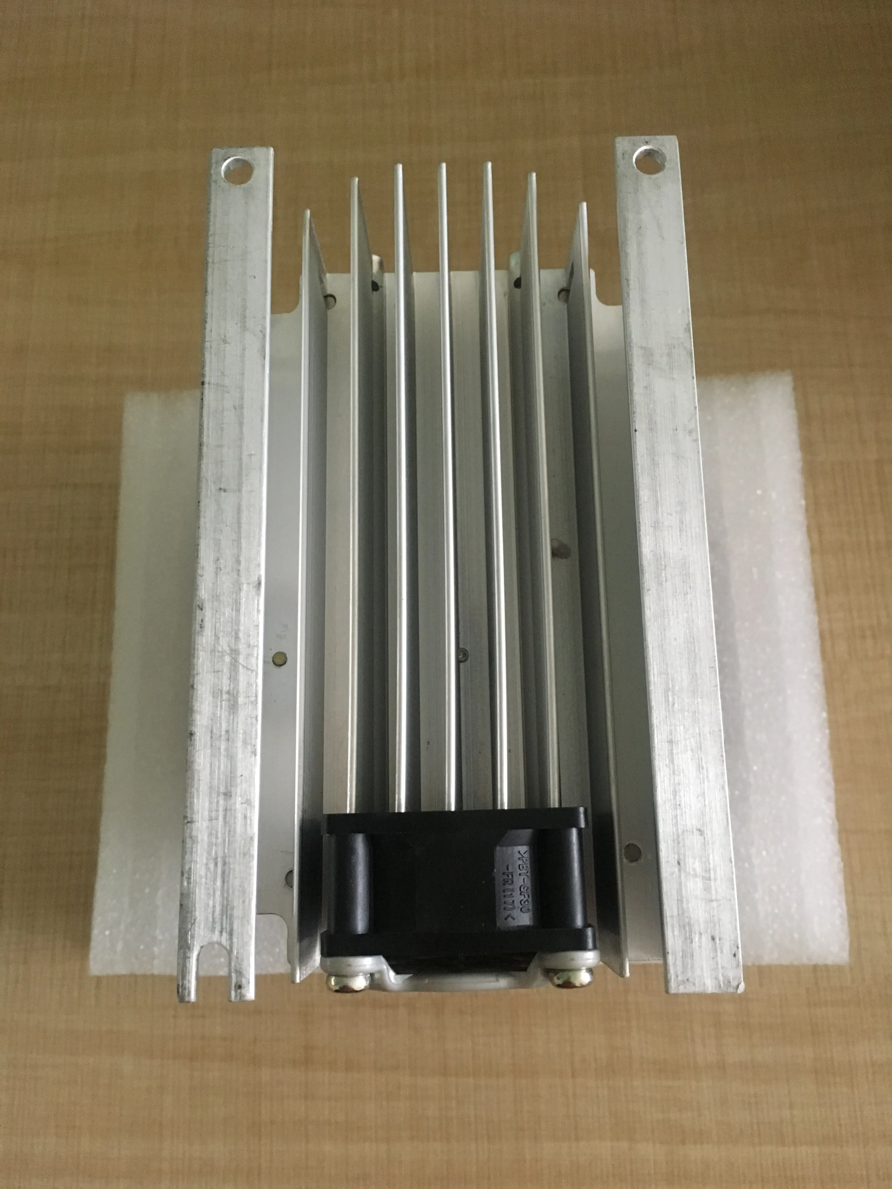 

1PH Ac 220V 1.5KW VFD E2000 Series AC Drive Synchronous motor drive