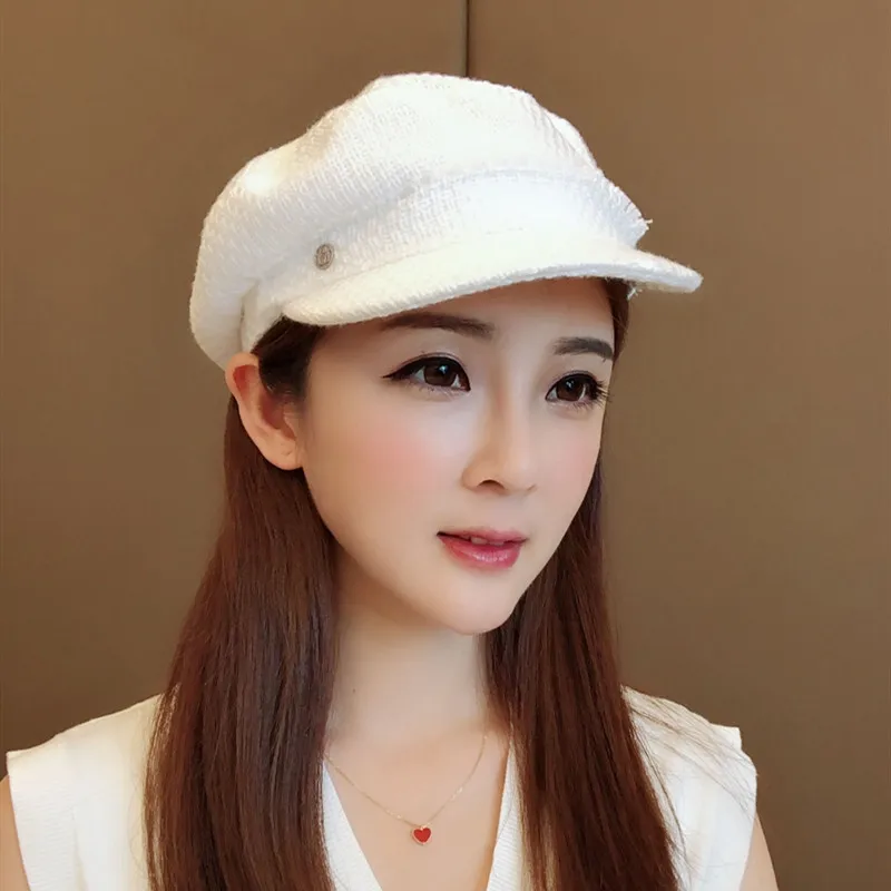 Маленький белый ароматный весенний вязаный берет Женская восьмиугольная кепка с