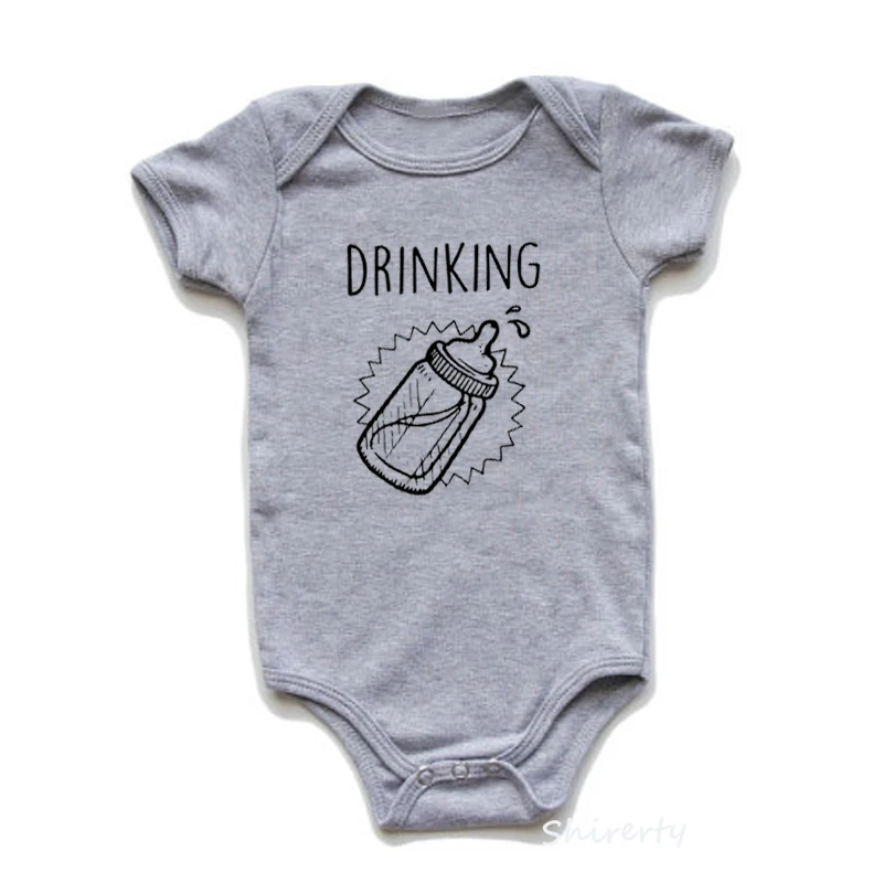 DRINKING-Grey Летний хлопковый комбинезон с коротким рукавом для маленьких мальчиков и девочек, Детский комбинезон для новорожденных - Цвет: DRINKING-Grey