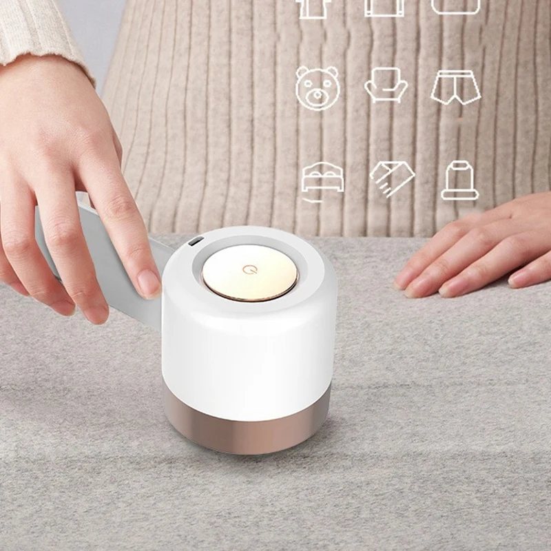 

Electric Sweater Defuzzer with 4 Replaceable Lint Roller,Remove Fuzz/Pilling,from Clothes,Curtain,Couch Blanket