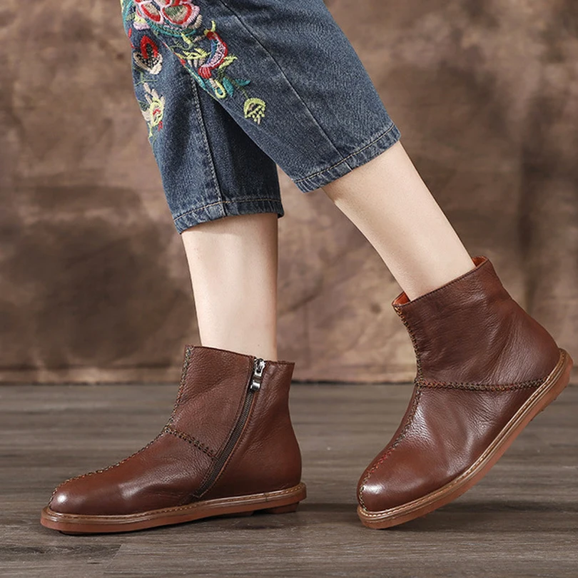 Женские ботинки из натуральной кожи коричневые на молнии с внутренней подошвой в