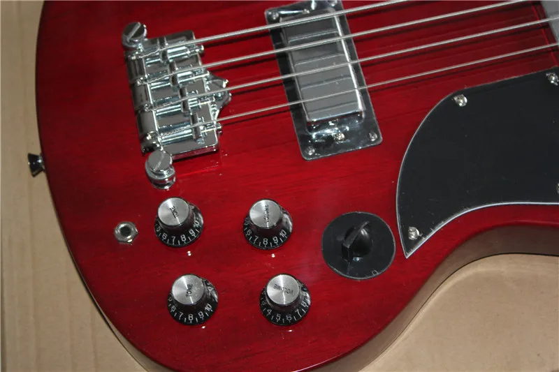 

Бесплатная доставка красная Электрогитара Бас, 4 струны бас хромированное оборудование 01