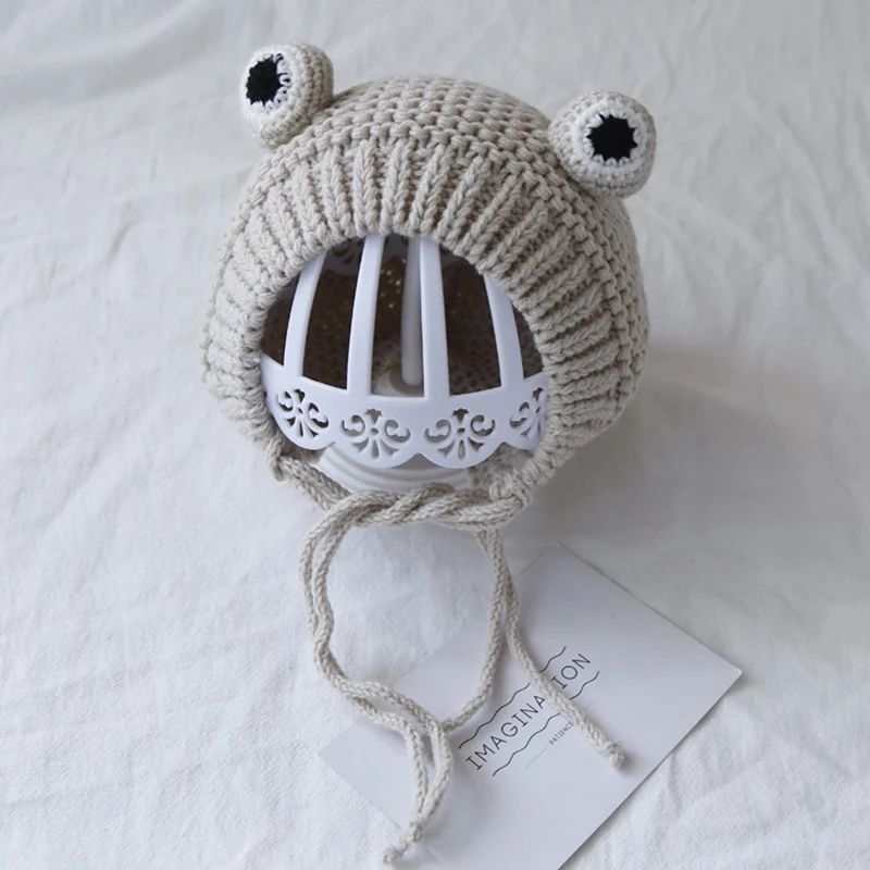 

Solid Color Cartoon Frog Knitted Hat Winter Warm Hat Skullies Cap Beanie Hat For Kid Boy And Girl Suitable For 2-5 Years Old