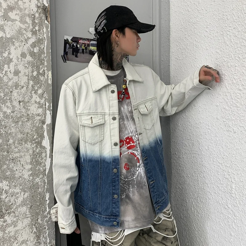 

Мужская джинсовая куртка в стиле хип-хоп