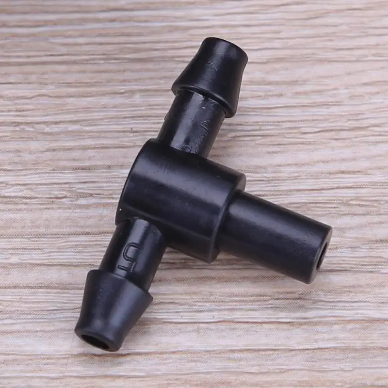 Возможностью погружения на глубину до 30 м микро капельного полива и орошения