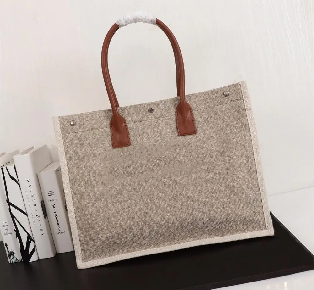 

In 2020, fashionable and exquisite women's handbags, large capacity shopping bags, wholesale stars of the same style of women's