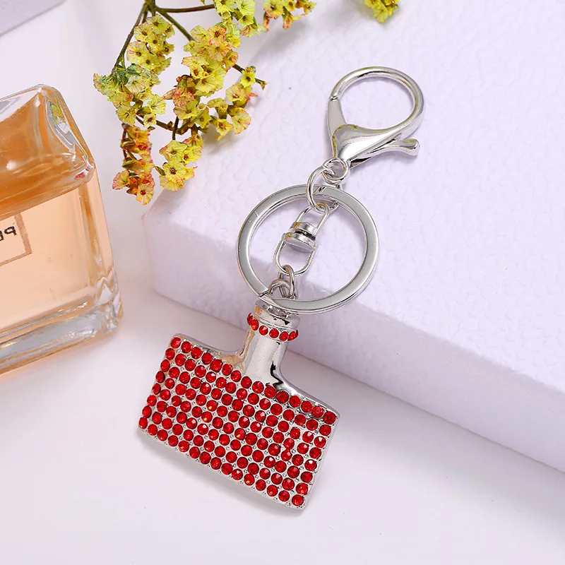 Новинка 2020 брелок для ключей из металлического сплава в форме бутылки с